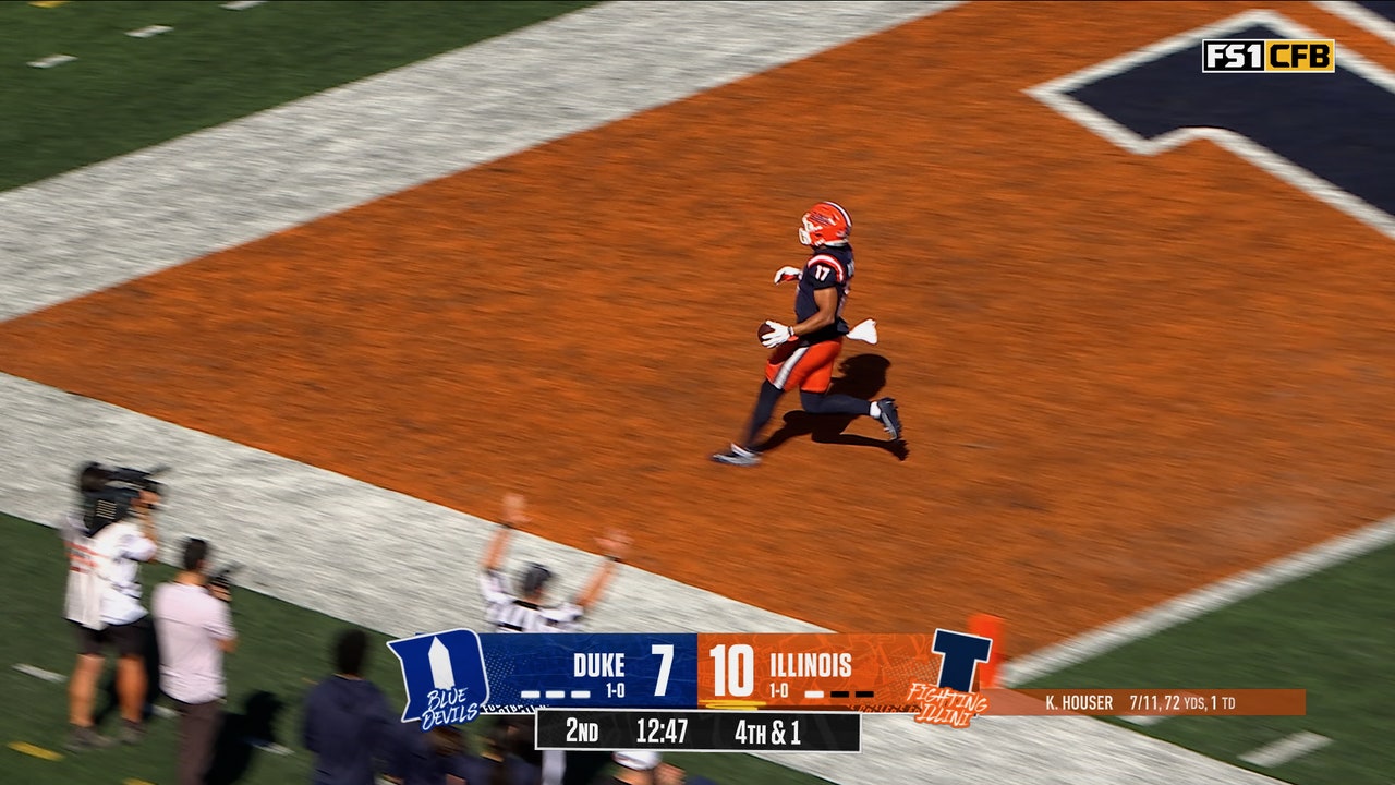 Illinois' Katin Houser connects with 40-yard pass to Collin Dixon for second TD, extending lead over Duke