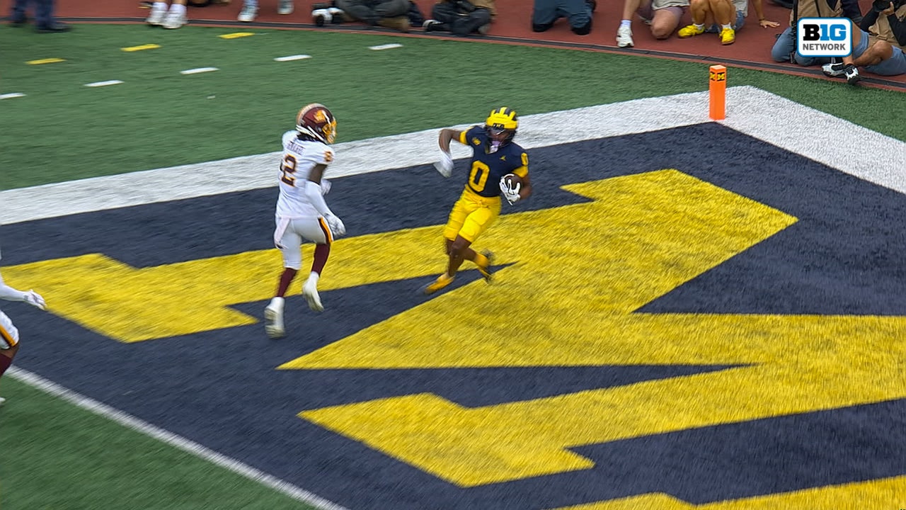 Bryce Underwood finds Semaj Morgan for a 32-yard TD, extending Michigan's lead over Central Michigan