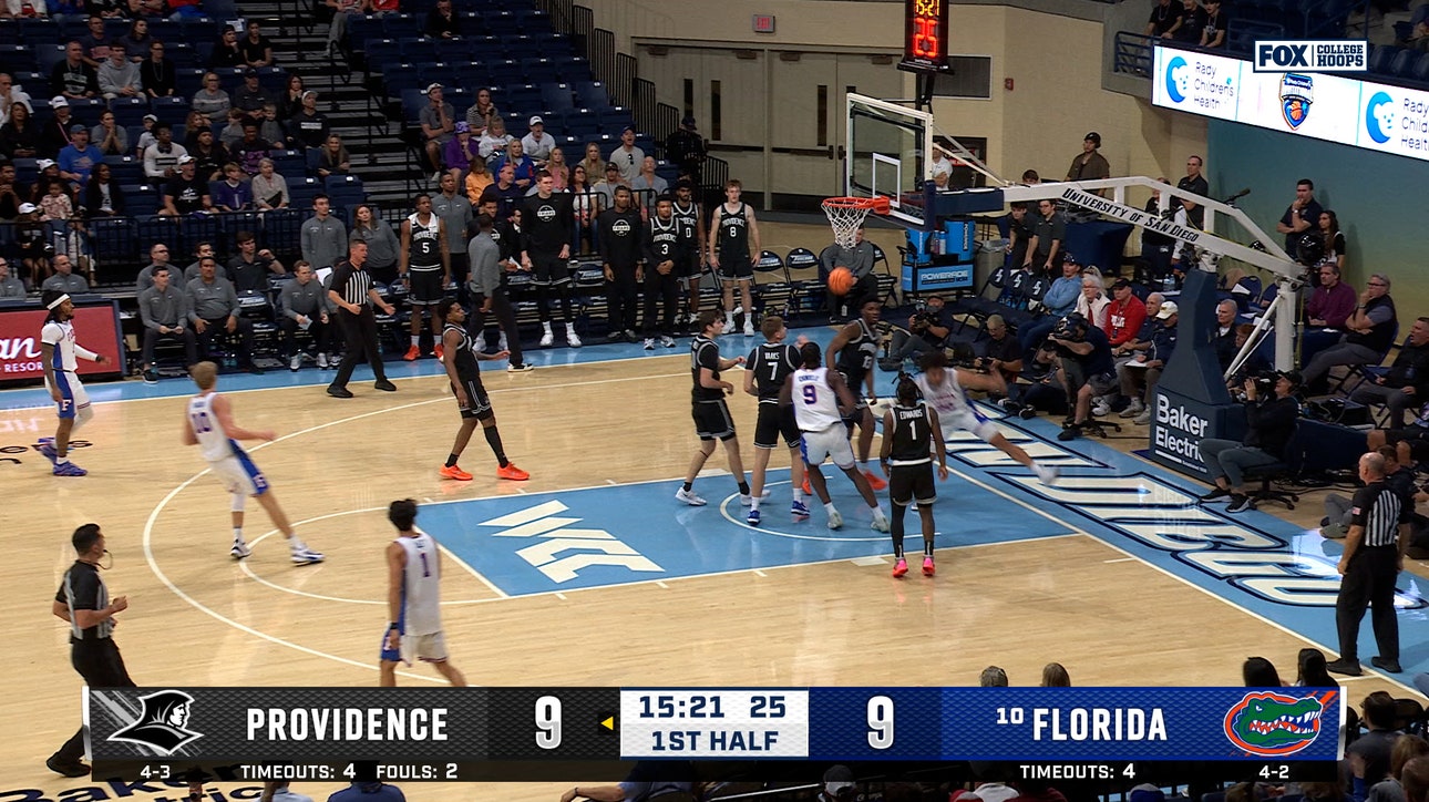 Isaiah Brown hammers fast-break dunk, extending Florida's lead over Providence 