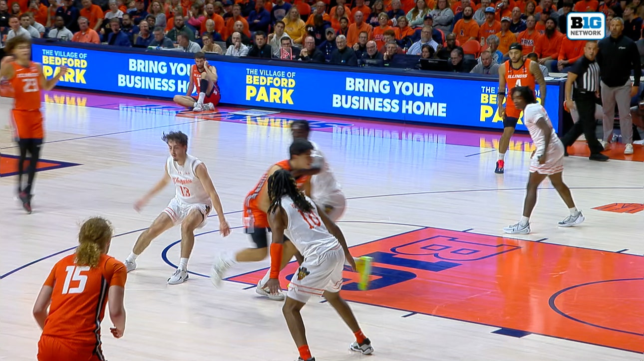 Andrej Stojakovic sinks tough spin jumper, plus the foul, extending Illinois' lead over Texas-Rio Grande Valley