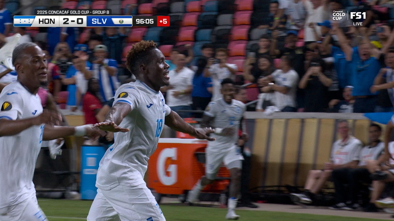 Dixon Ramirez scores empty-net goal, helping Honduras defeat El Salvador, 2-0