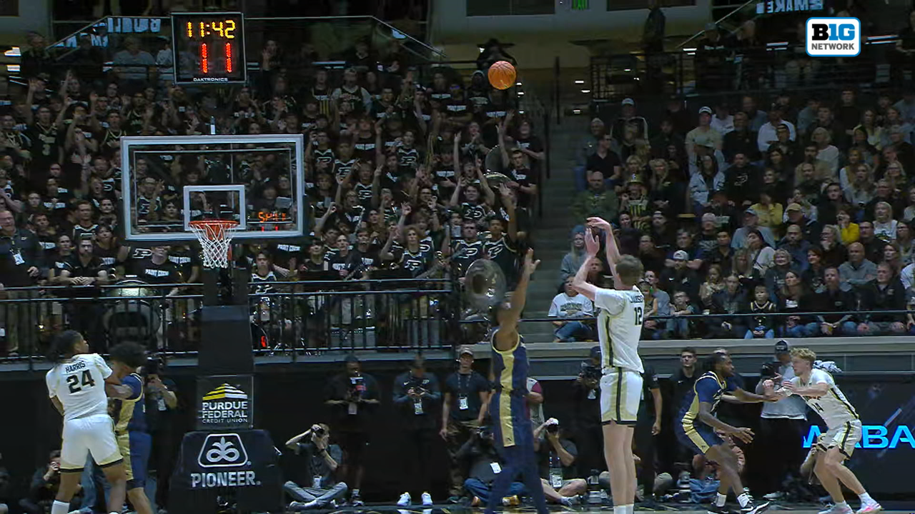 Purdue's 7' 4" center Daniel Jacobsen splashes 3-pointer to extend lead over Akron
