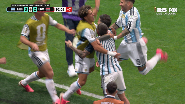 Enzo Fernández Heads Home Go-Ahead Goal to Complete Argentina Comeback Against Egypt | 2026 FIFA World Cup™