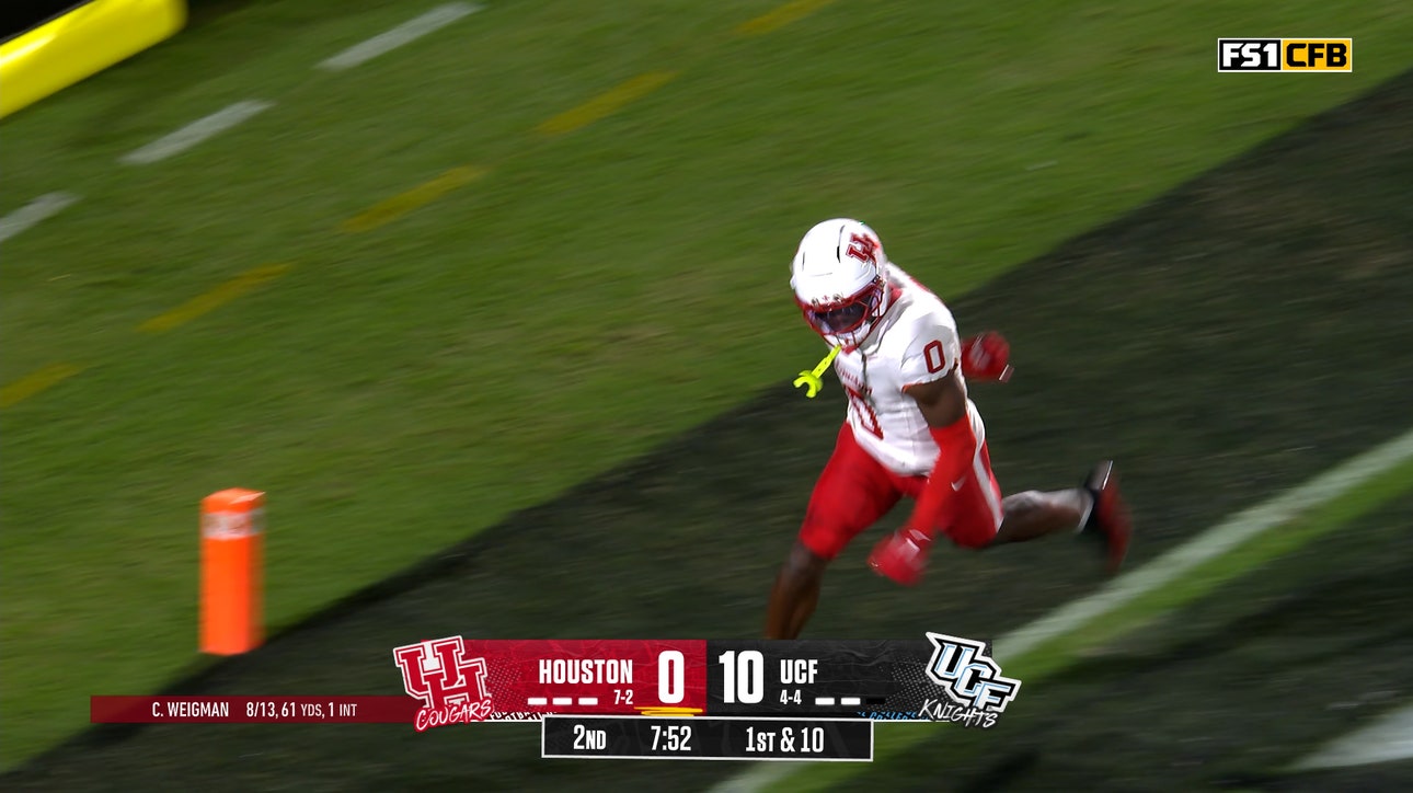 Conner Weigman launches it to Amare Thomas for 64-yard TD, trimming Houston's deficit against UCF