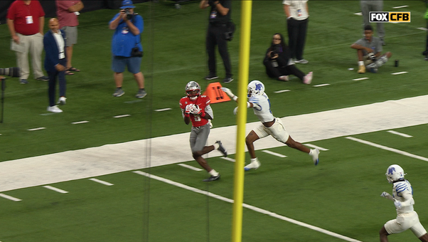 UNLV's Jackson Arnold throws 38-yard TD to Tavian Mcnair, taking lead vs Memphis