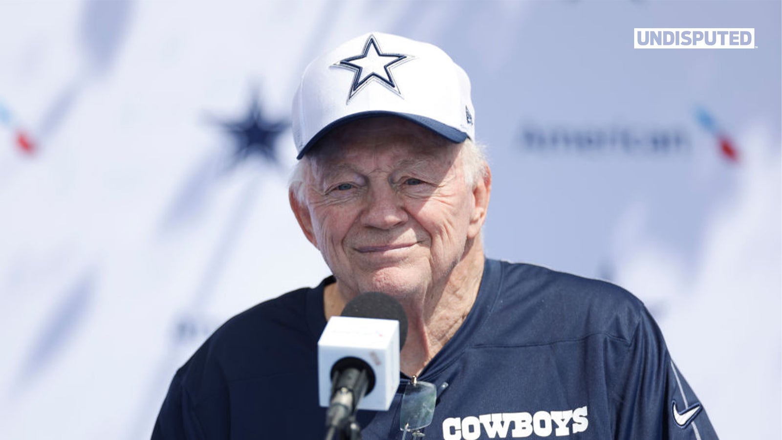 Jerry Jones embraces "ambiguity" during Cowboys training camp 