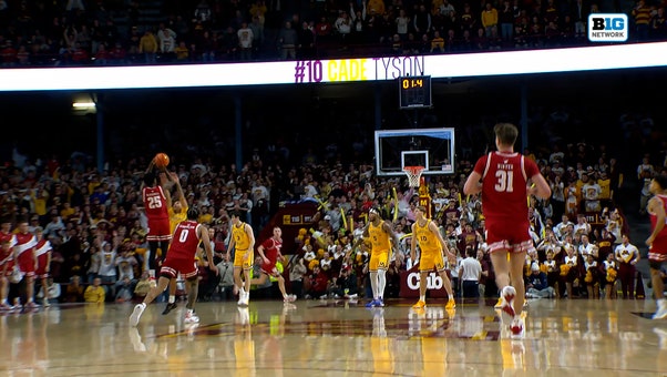 Wisconsin’s John Blackwell makes game-winning 3-pointer at buzzer to defeat Minnesota