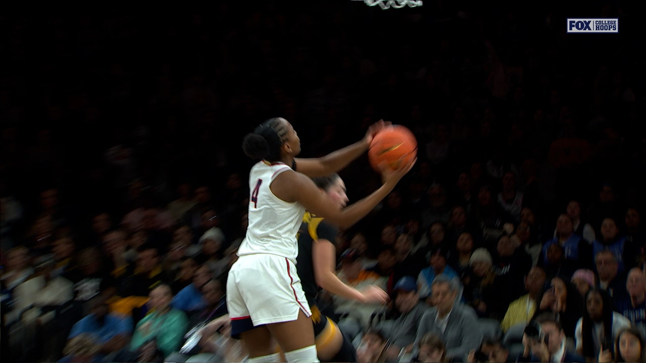 UConn's Blanca Quinonez makes and-one, extending lead over Iowa