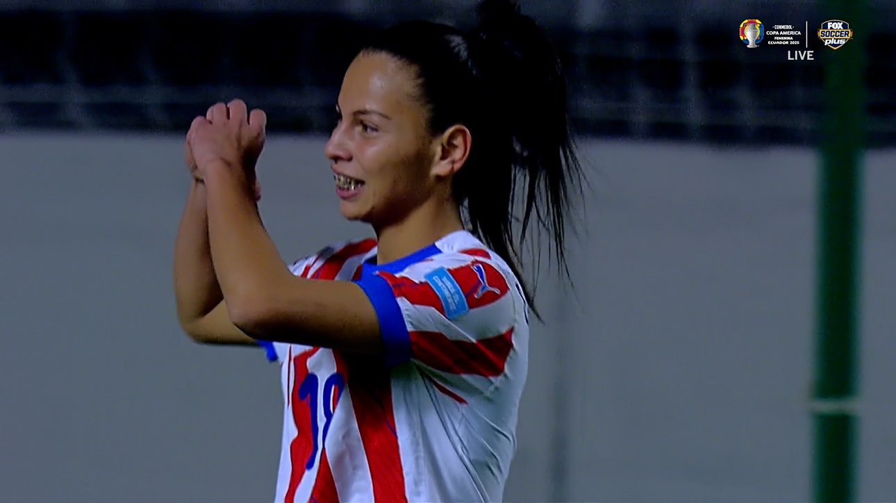 Claudia Martínez finds the back of the net, giving Paraguay 2-1 lead over Venezuela