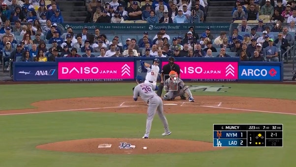 Max Muncy crushes a two-run homer as Dodgers extend lead over Mets