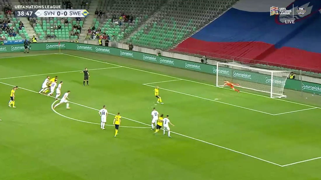 Emil Forsberg finds the back of the net on the Sweden Penalty kick to take a 1-0 lead