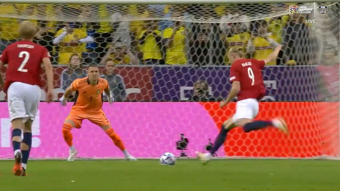 Erling Haaland bangs home a penalty kick in the 20th minute to give Norway the 1-0 lead