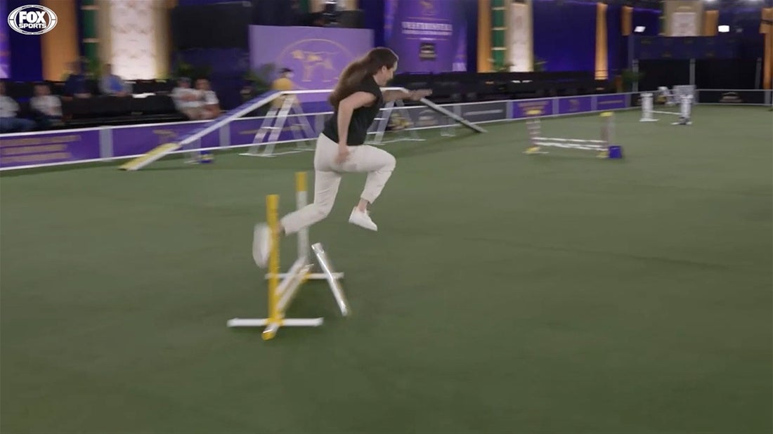 FOX Sports' Charlotte Wilder runs 2022 Masters Agility Championship course | Westminster Kennel Club