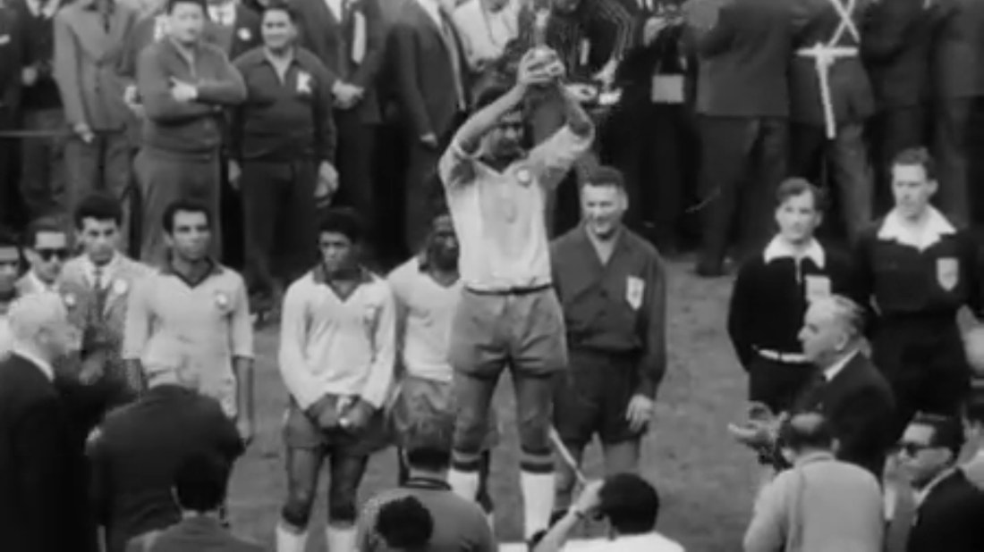 Garrincha leads Brazil to glory: No. 60 | Most memorable moments in World Cup History