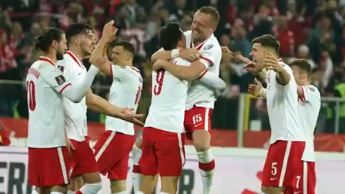 Three Things You Need To Know About Poland | 2022 FIFA Men's World Cup Team Previews with Alexi Lalas