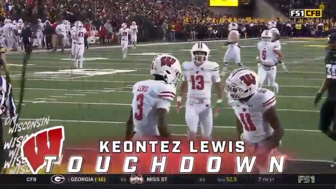 Keontez Lewis hits his stride on a 51-yard rushing TD for the Badgers