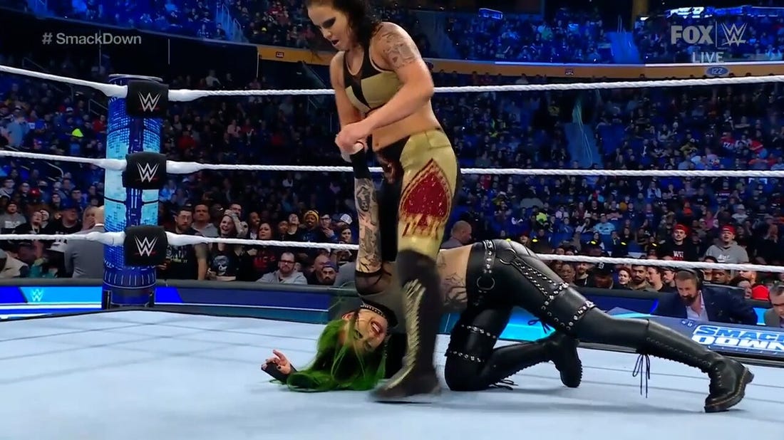 Shayna Baszler lures Shotzi to the ring by brutalizing Emma in a one-on-one matchup | WWE on FOX