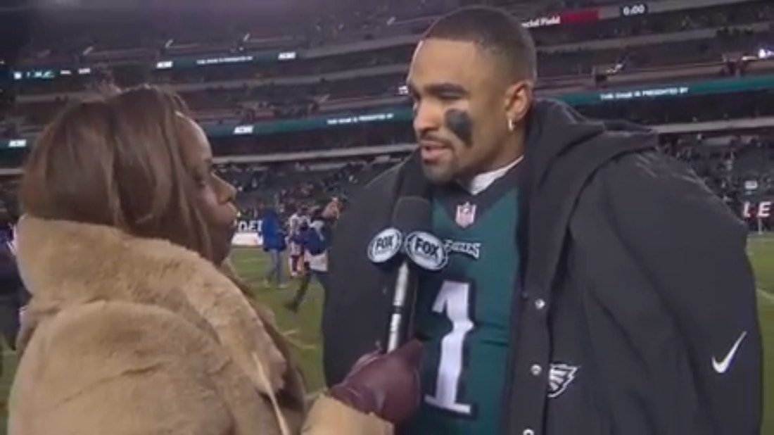 'I'm proud of this team' — Jalen Hurts speaks with Pam Oliver after the Eagles' dominant win over the Giants