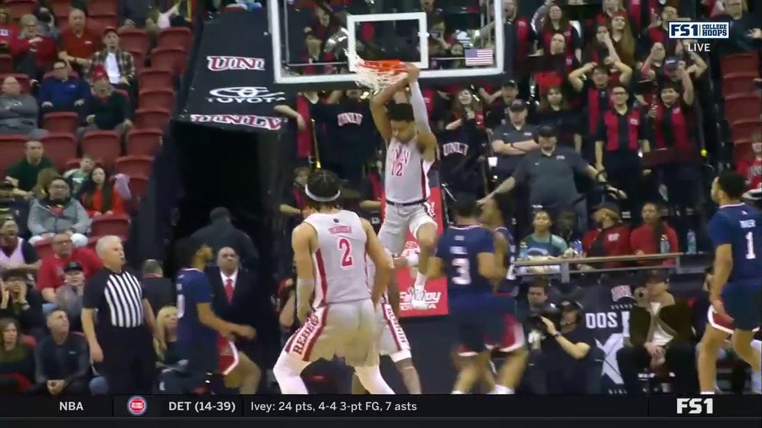 Keshon Gilbert finds David Muoka for a SICK alley-oop jam to extend UNLV's lead over Fresno St.