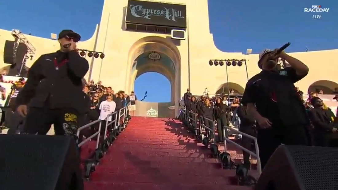 Cypress Hill performs 'Insane in the Membrane' before Busch Light Clash at The Coliseum