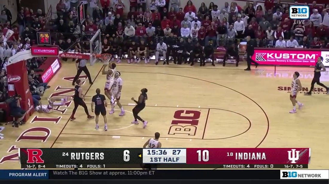 Jalen Hood-Schifino makes a layup after a HUGE steal from Race Thompson to extend Indiana's early lead
