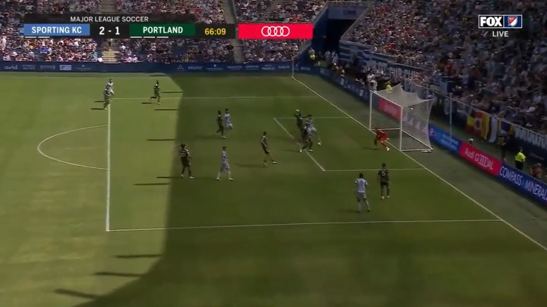 Sporting Kansas City scores TWO goals within TWO minutes to grab a 3-1 lead over the Portland Timbers