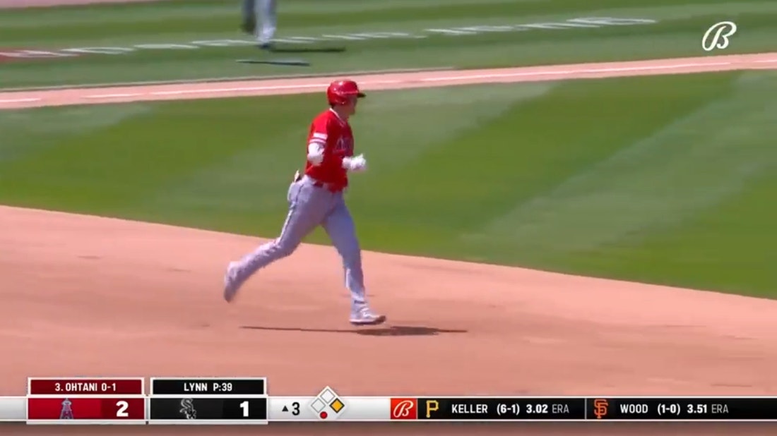 Shohei Ohtani cranks a two-run home run to extend the Angels' lead over the White Sox