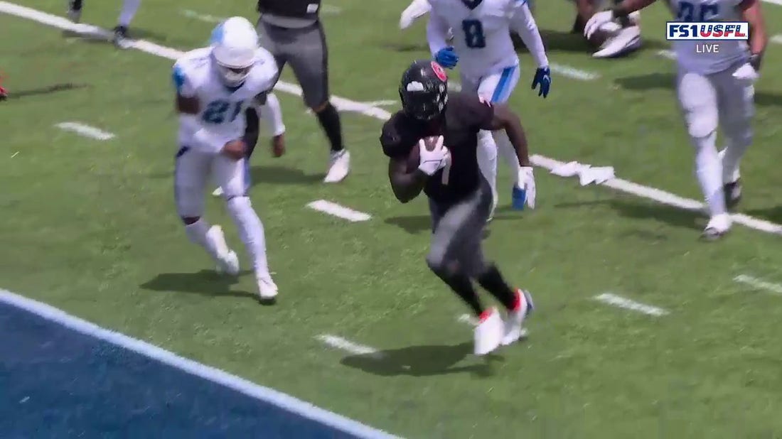 Mark Thompson rushes up the middle on a six-yard TD, trimming the Gamblers' deficit vs. the Breakers