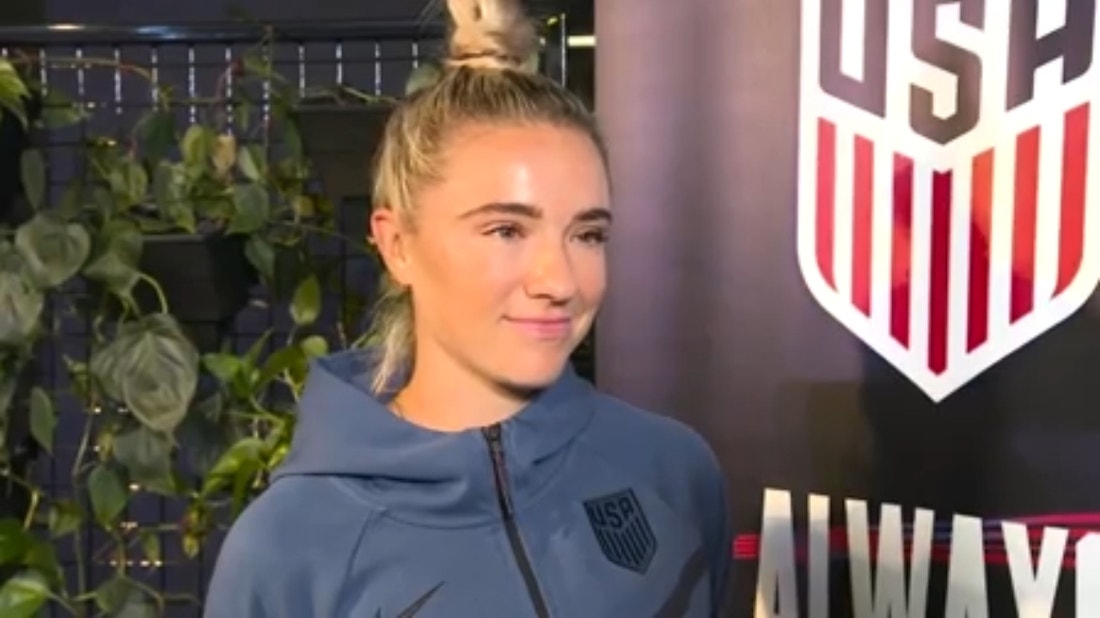 United States' Kristie Mewis speaks with Jenny Taft about the USWNT's expectations in the 2023 FIFA Women's World Cup