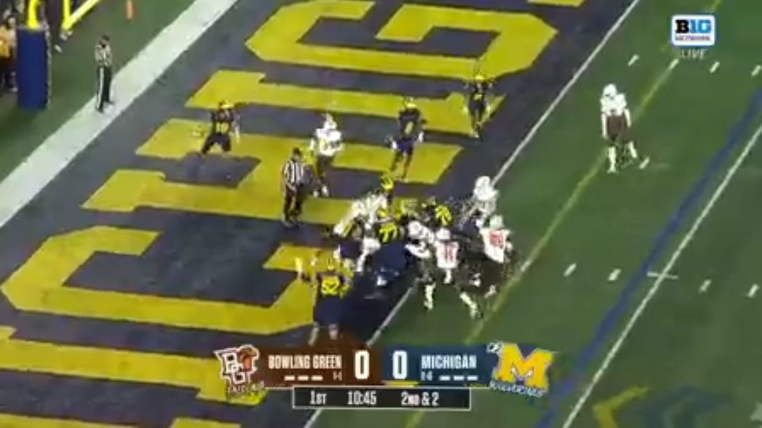 No. 2 Michigan pull away to beat Bowling Green 31-6