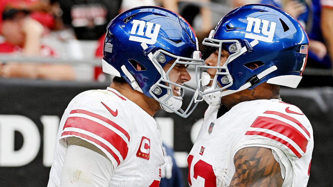 Jones throws for 321 yards; Giants rally from 21-point deficit to beat