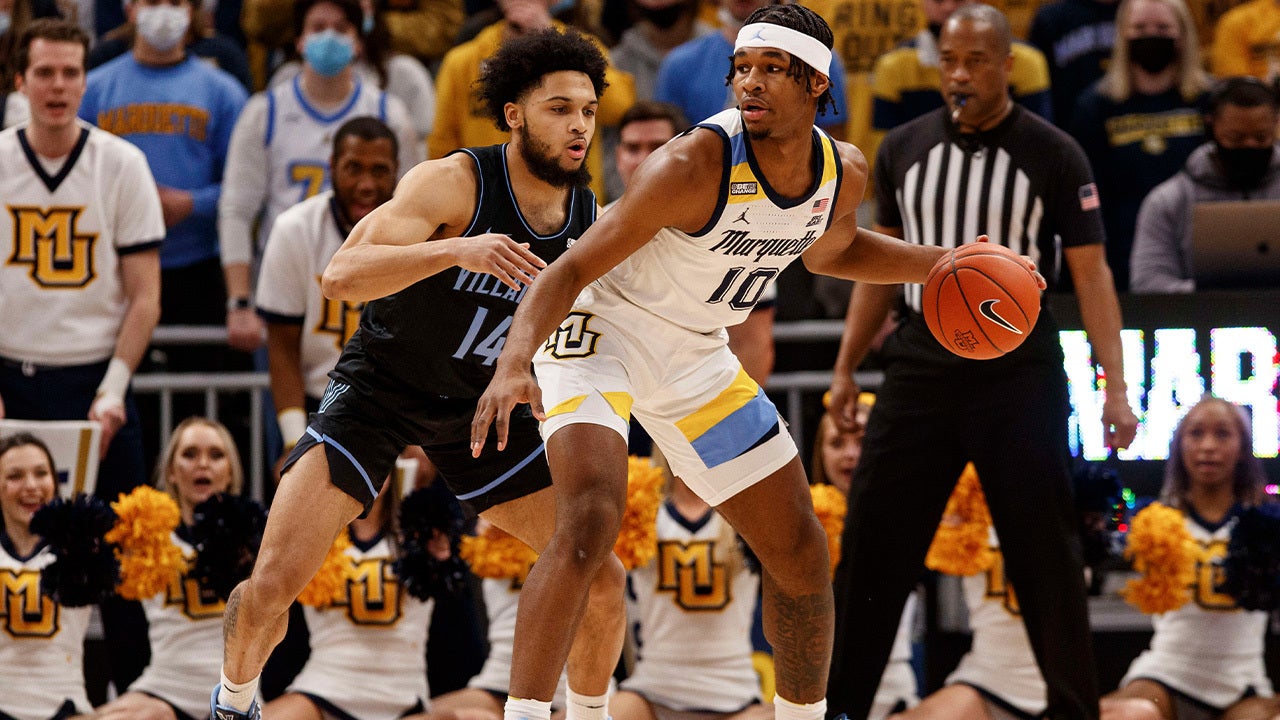 Justin Lewis drop 19 and nine rebounds to help Marquette sweep season series against Villanova, 83-73