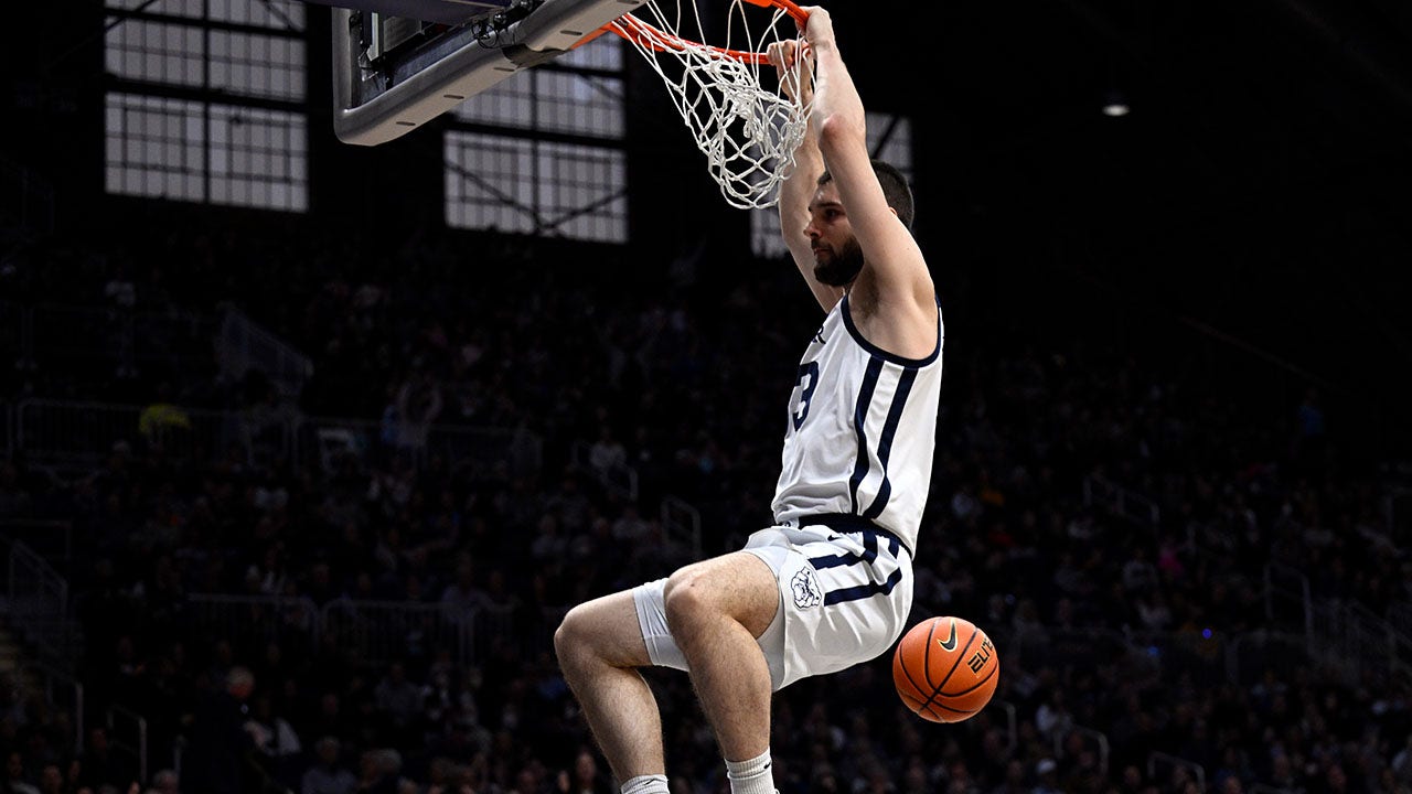 Butler's Bryce Golden leads the Bulldogs past Marquette with a 22-point performance