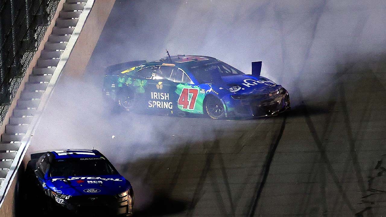 Ricky Stenhouse Jr. on Brad Keselowski pushing in the corner: 'I guess he just tried to wreck everybody in the field until he won.'