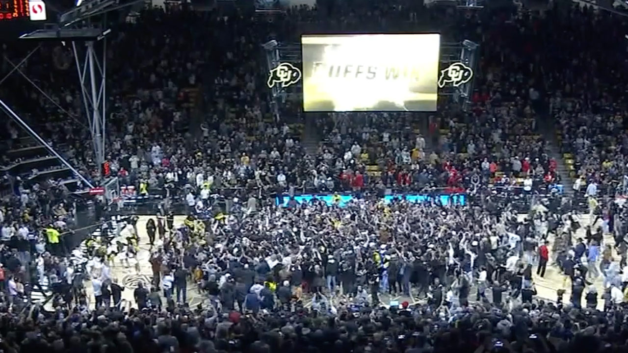 A court storming in Boulder as Colorado upsets No. 2 Arizona, 79-63