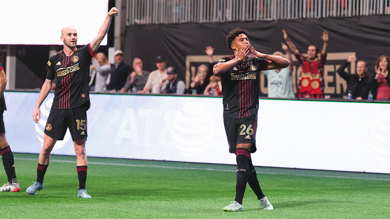 17-year-old, Caleb Wiley scores in MLS debut as Atlanta defeats Sporting KC 3-1