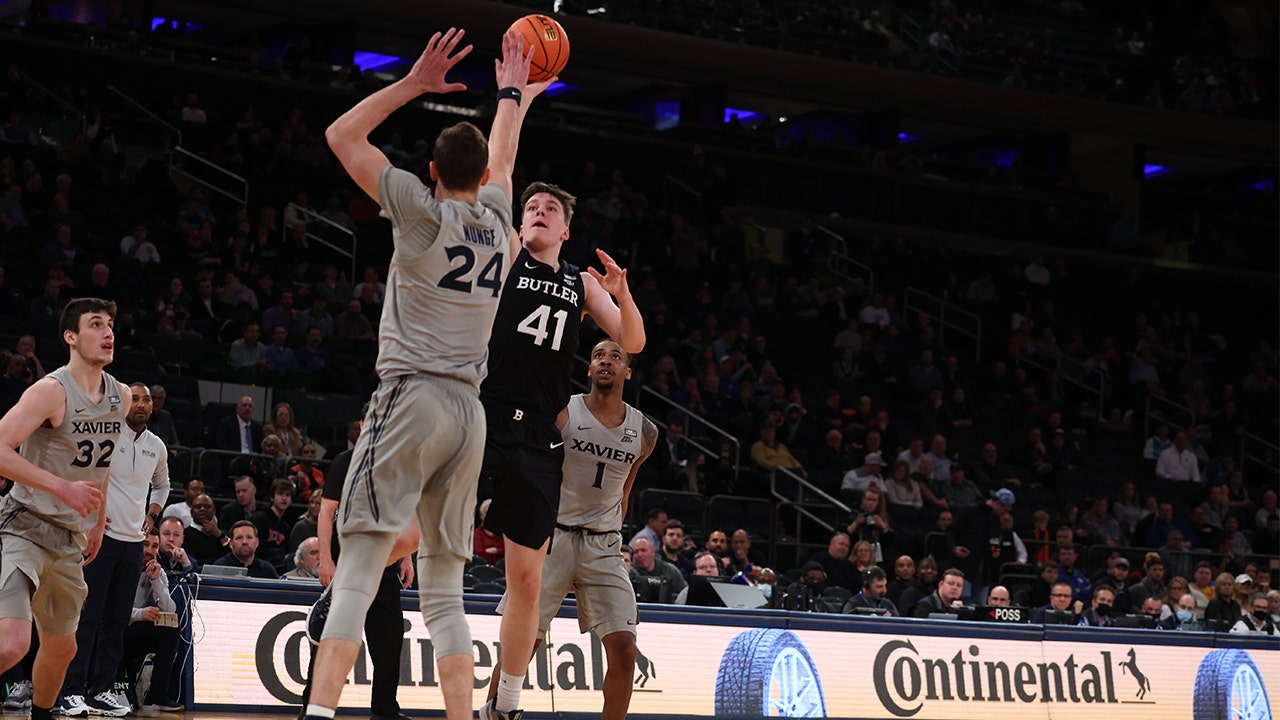 Simas Lukosius' career night fuels upset-minded Butler over Xavier, 89-82