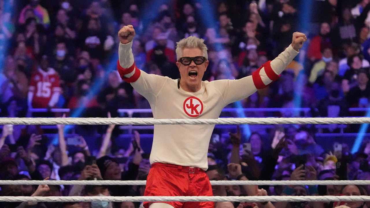 WrestleMania: Johnny Knoxville defeats Sami Zayn in Jackass-style match