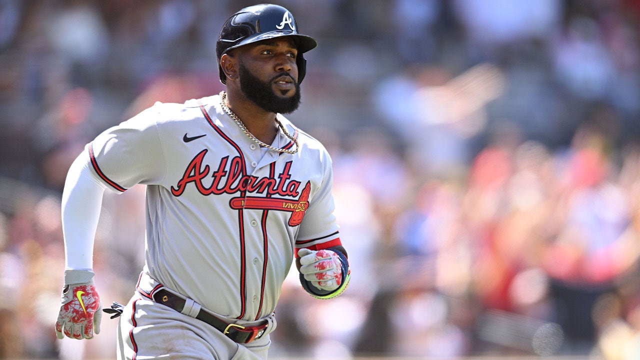 Marcell Ozuna, Matt Olson launch BACK-TO-BACK dingers to extends Braves' lead over Padres, 4-1
