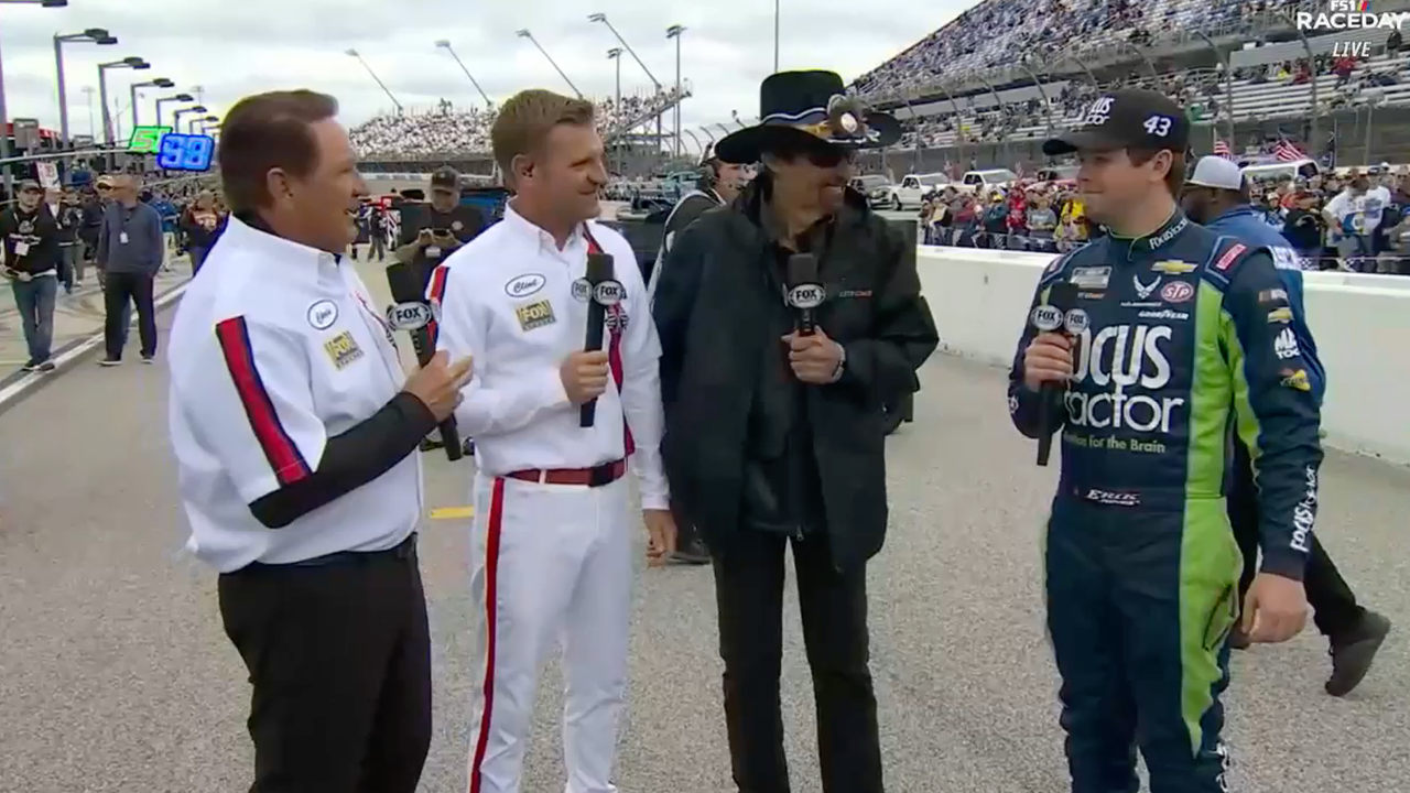 NASCAR legend Richard Petty and Erik Jones join Chris Myers and Clint Bowyer before the race at Darlington.