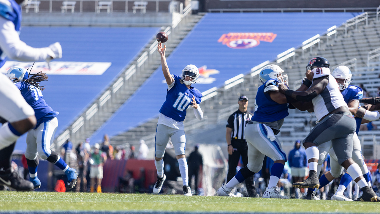 Every play from Breakers' game-winning drive