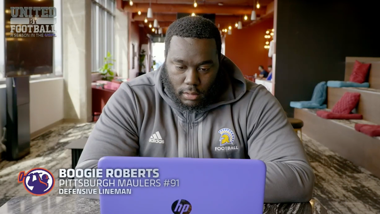 Pittsburgh's Boogie Roberts learns encouraging news about his college graduation