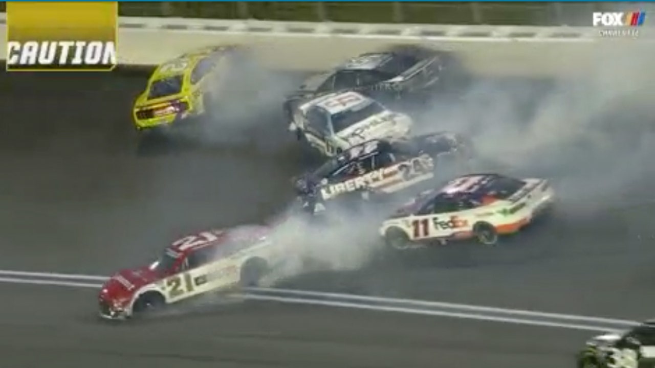 Major crash involves Blaney, Busch, Bubba, others