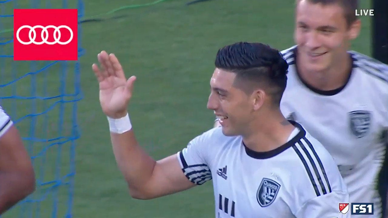 Cristian Espinoza makes it 1-0 off penalty kick for San Jose Earthquakes