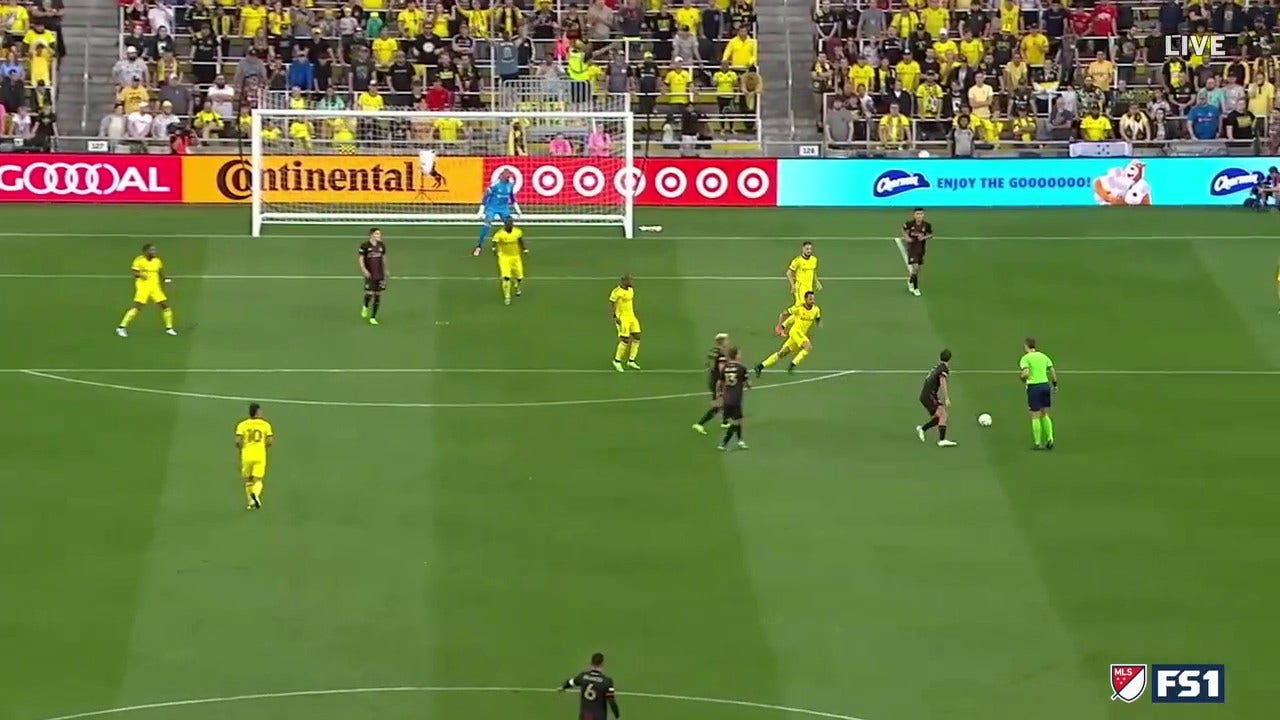 Atlanta United's Santiago Sosa scores an outside-the-box SCREAMER vs. Columbus