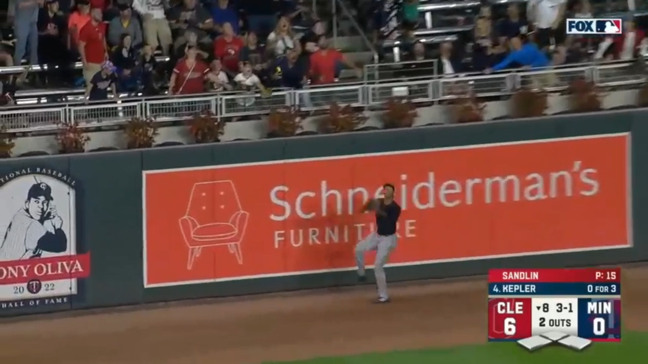 Guardians' Will Benson makes a RIDICULOUS catch vs. Twins