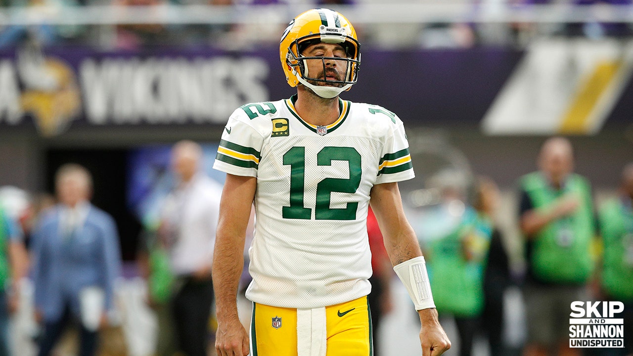 Aaron Rodgers, Packers offense struggle as Vikings win Week 1