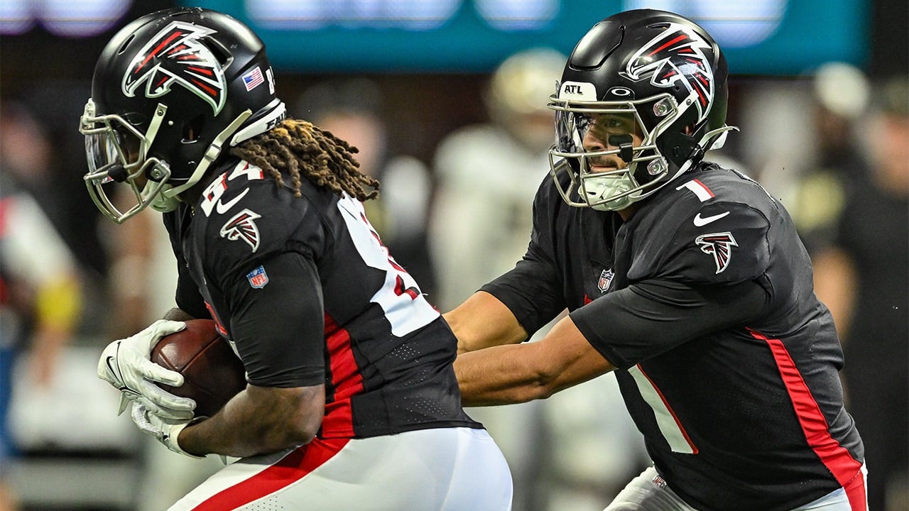 NFL Week 4: Should you bet on the Falcons and Seahawks to hit the over? #news