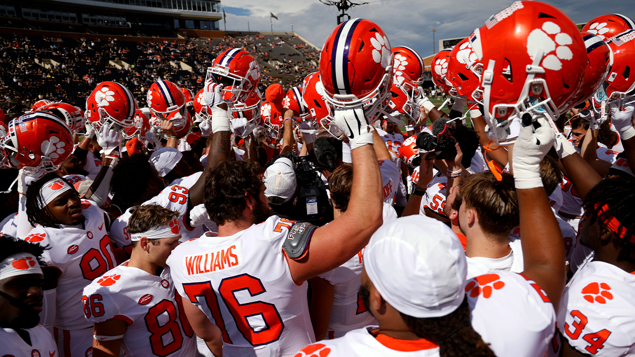 DJ Uiagalelei strikes for a touchdown and the defense gets a huge stop to give Clemson the overtime win over Wake Forest