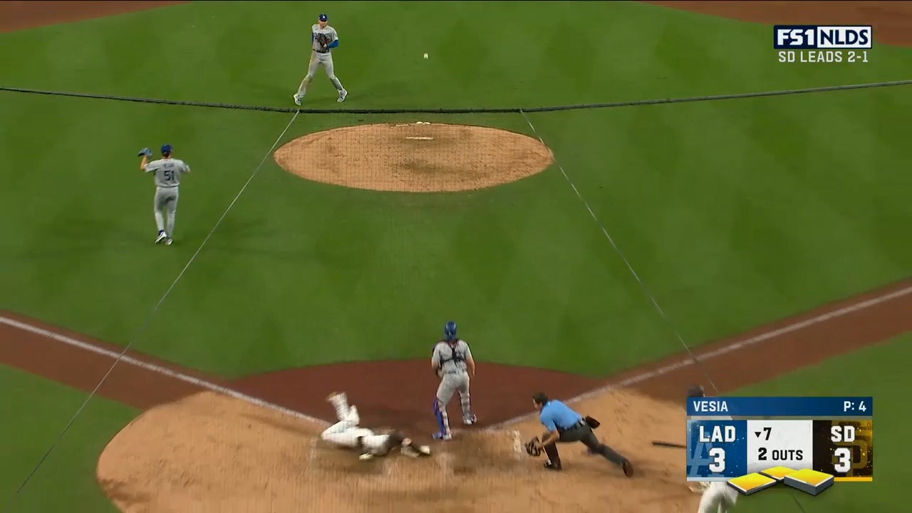 Padres' five-run inning gives San Diego the lead against the Dodgers 
